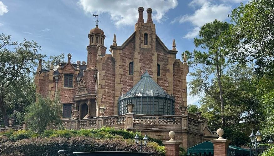 Ride: Haunted Mansion